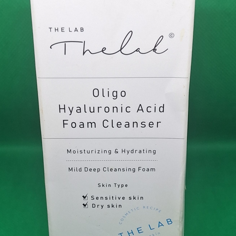 Oligo Hyaluronic Acid Foam Cleanser - White